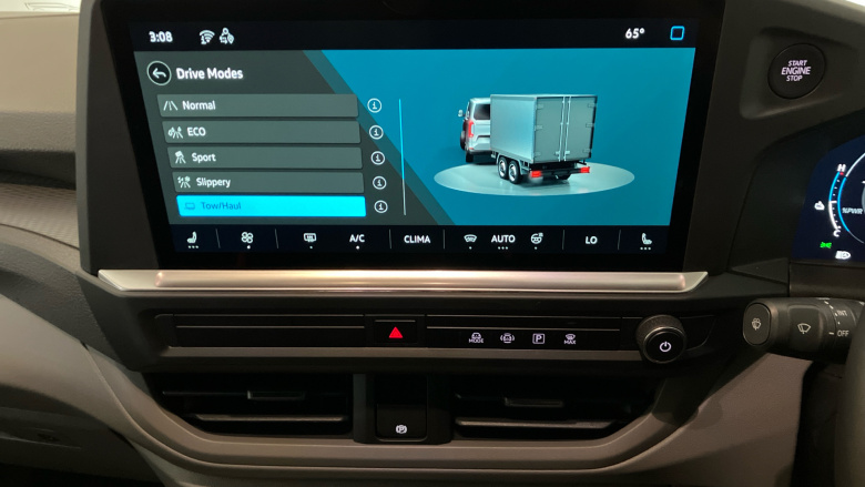 Volkswagen Transporter T32 Lwb Electric 160kW 65kWh Commerce Pro Kombi Van Auto